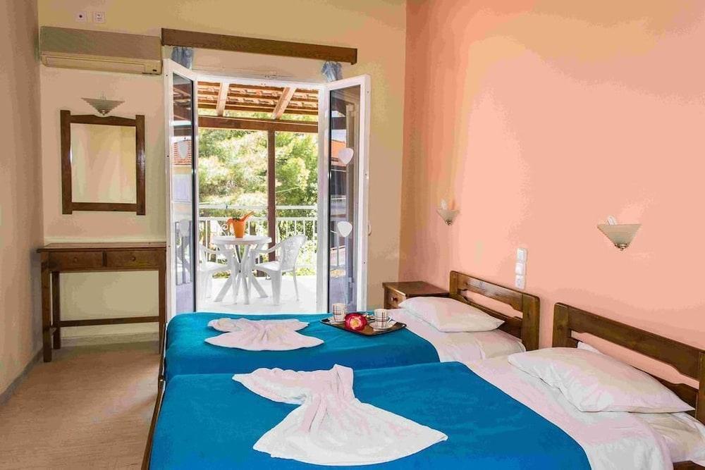 Savvas Hotel (Adults Only) Laganász Kültér fotó